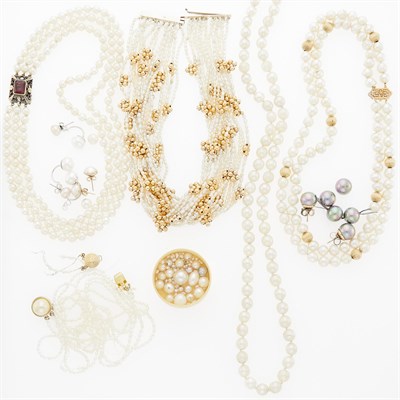 Lot 2316 - Group of Cultured and Freshwater Pearl, Gold and Silver Jewelry