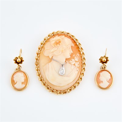 Lot 464 - Diamond and Stone Cameo Pendant and Two Gold...
