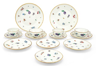 Lot 313 - Richard Ginori Perugia Pattern Porcelain...