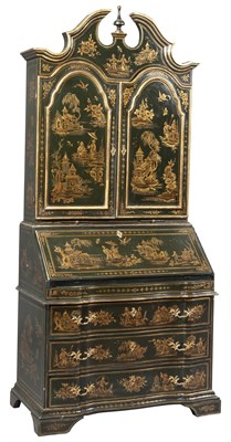 Lot 34 - Italian Baroque Style Chinoiserie Decorated...