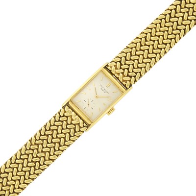 Lot 99 - Patek Philippe Gentleman's Gold Wristwatch, Ref. 1560/1