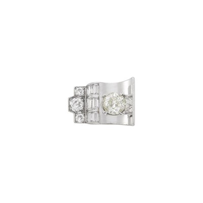 Lot 97 - Platinum and Diamond Ring