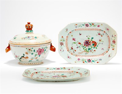 Lot 140 - Pair of Chinese Export Porcelain Famille Rose...