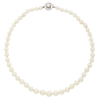 Lot 2141 - Cultured Pearl Necklace with Silver Clasp