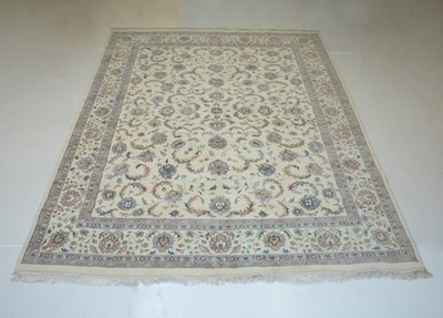 Lot 260 - Indo-Kashan Carpet