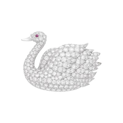 Lot 134 - Van Cleef & Arpels Platinum, Diamond and Ruby Swan Clip-Brooch