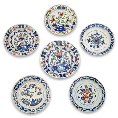 Lot 190 - Six Polychrome Decorated Delftware Plates