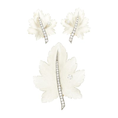 Lot 51 - Pair of Gold, Carved Frosted Rock Crystal and Diamond Leaf Earclips and Brooch