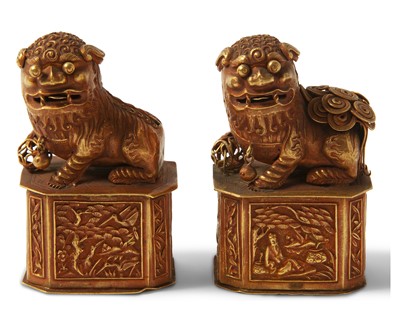 Lot 170 - A Pair of Chinese Gilt Silver Opium Boxes