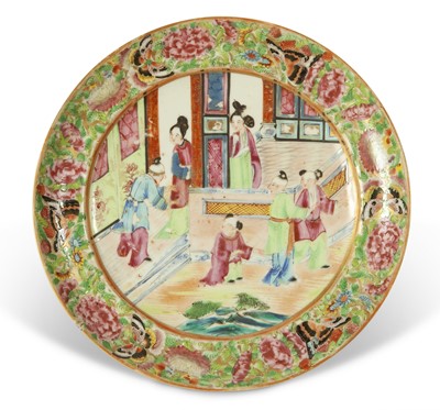 Lot 124 - A Chinese Rose Mandarin Dish