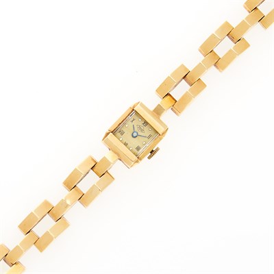 Lot 2128 - Gold Wristwatch