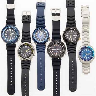 Lot 2356 - Seiko Group of Stainless Steel Wristwatches