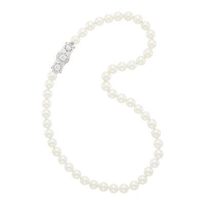 Lot 77 - Cultured Pearl Necklace with Platinum and Diamond Clasp