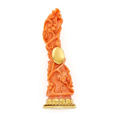 Lot 1075 - Gold and Carved Coral Seal