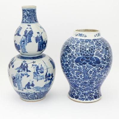 Lot 207 - Two Chinese Porcelain Vases