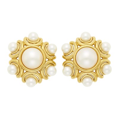 Lot 1047 - Pair of Gold and Cultured and Mabé Pearl Earclips