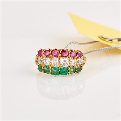 Lot 143 - Diamond and Stone Ring, 6 diamonds about 0.75...