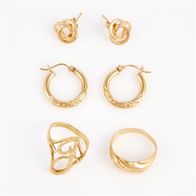 Lot 208 - Two Gold Rings and Four Earrings, 14K 5 dwt.,...