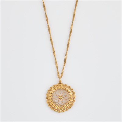Lot 323 - Gold Pendant and Neck Chain, 22K 6 dwt.