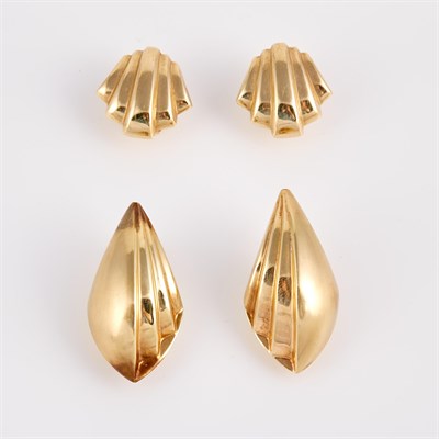 Lot 325 - Four Gold Earrings, 14K 8 dwt.