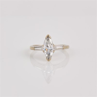 Lot 362 - Diamond Engagement Ring, 3 diamonds, center...