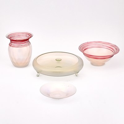 Lot 298 - Group of American Art Glass Table Articles