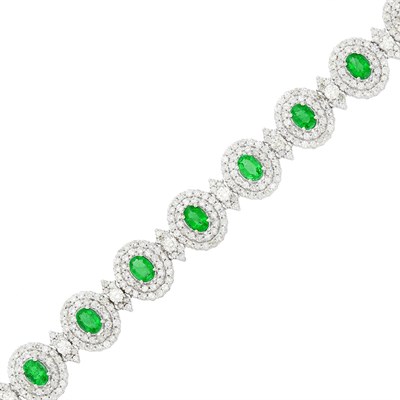 Lot 29 - White Gold, Emerald and Diamond Bracelet