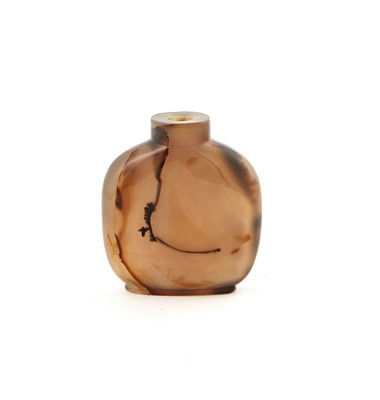 Lot 13 - A Chinese Shadow Agate Snuff Bottle