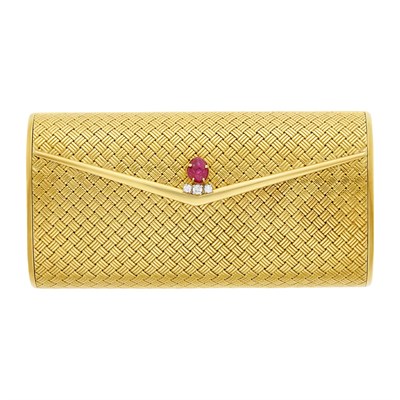 Lot 123 - Cartier Gold, Carved Ruby and Diamond Case