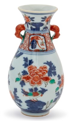 Lot 81 - A Chinese Wucai Porcelain Vase