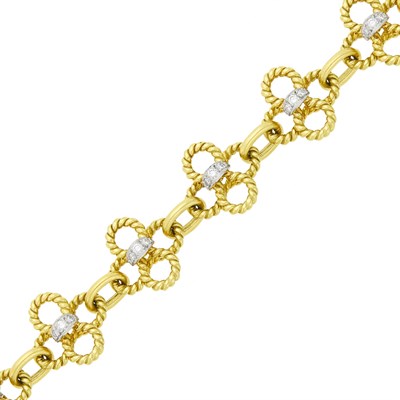 Lot 12 - Gold, Platinum and Diamond Clover Link Bracelet