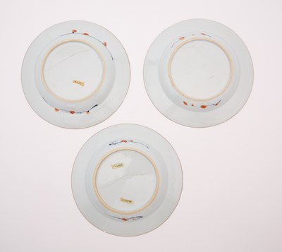 Lot 212 - Three Chinese Imari Export Porcelain Plates