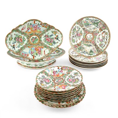 Lot 151 - Group of Eight Chinese Scalloped Edge Rose Medallion Porcelain Plates
