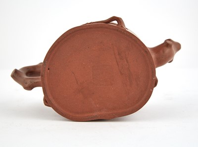 Lot 106 - A Chinese Yixing Pottery Teapot