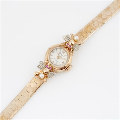 Lot 89 - Ladys Gold, Stone and Bead Bracelet Watch, 17...