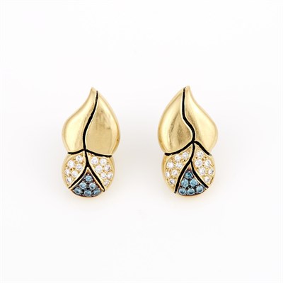 Lot 142 - Two Diamond Earrings, 26 diamonds about 0.45...
