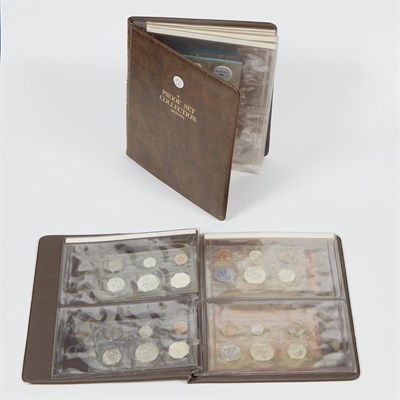 Lot 203 - Collection of 77 US Silver and Metal Coins:...