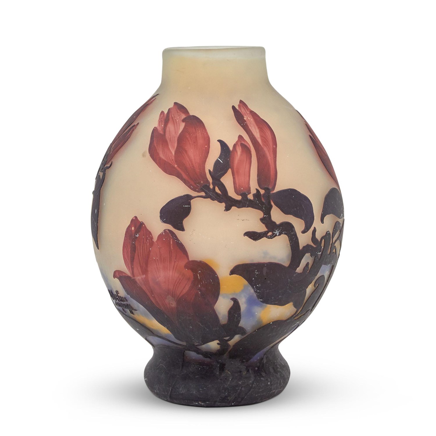 Lot 252 - Muller Frères Acid-Etched Cameo Glass Magnolia...