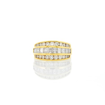Lot 1027 - Gold and Diamond Band Ring