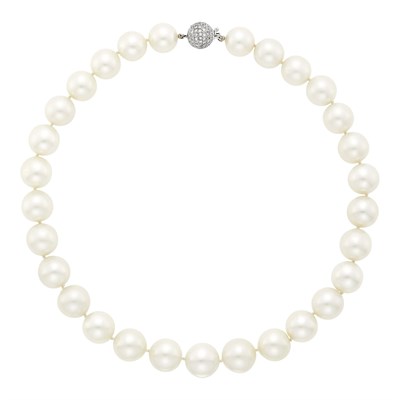 Lot 172 - South Sea Cultured Pearl Necklace with White Gold and Diamond Ball Clasp