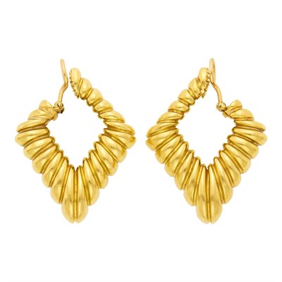 Lot 96 - Pair of Ribbed Gold Hoop Earclips