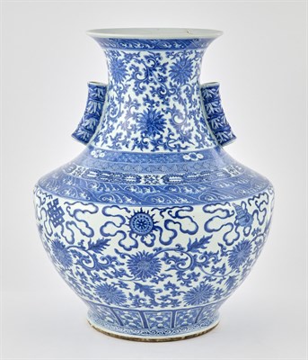 Lot 283 - A Large Chinese Blue and White Porcelain Hu Vase