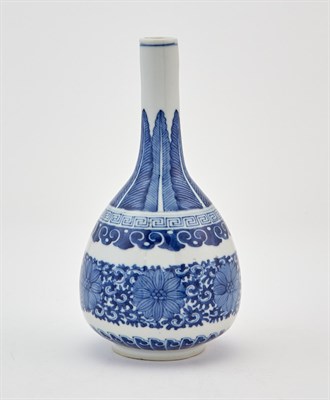 Lot 293 - A Chinese Blue and White Porcelain Bottle Vase