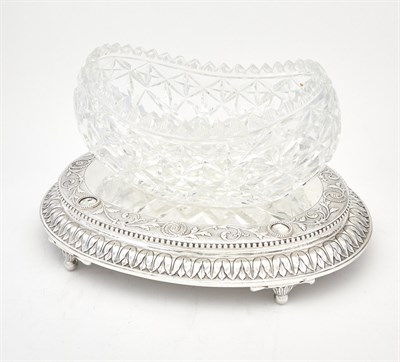 Lot 190 - Georgian Sterling Silver and Cut Glass Centerpiece