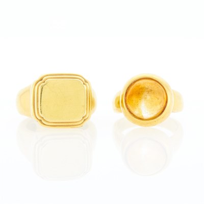 Lot 1073 - Gold Ring and Gold and Cabochon Citrine Ring