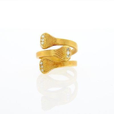 Lot 1030 - Gold and Diamond Nail Ring