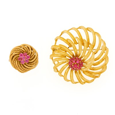Lot 1088 - Gold and Ruby Brooch and Ring