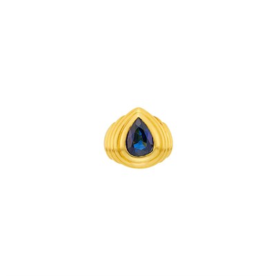 Lot 1108 - Tambetti Gold and Sapphire Ring