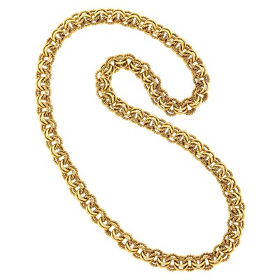 Lot 40 - Long Gold Circle Link Necklace