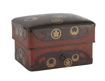 Lot 86 - Japanese Lacquer Box
